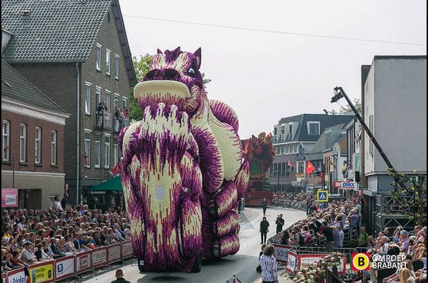 Jesse van Kalmthout, Omroep Brabant - Desfile de los gigantes de flores en Zundert, Holanda. La gran parada se realiz&#243; el primer domingo de septiembre como es tradici&#243;n hace 73 a&#241;os en dicha ciudad.