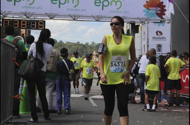 Esteban Jaramillo y Sebastián Salazar - Más de 10 mil competidores se dieron cita en esta histórica cita deportiva que se corría en las modalidades de 5, 10, 21 y 42 kilómetros.