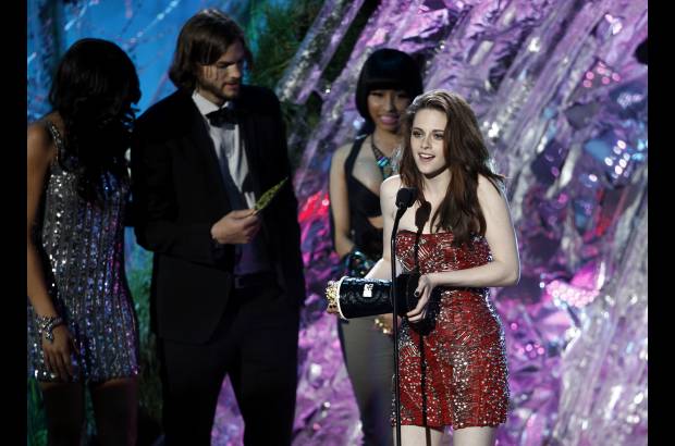 AP - Mejor actriz: Kristen Stewart, The Twilight Saga: Eclipse.