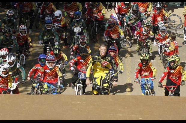 Donaldo Zuluaga - Fueron cientos los niños que acompañaron a Strombergs en Envigado.