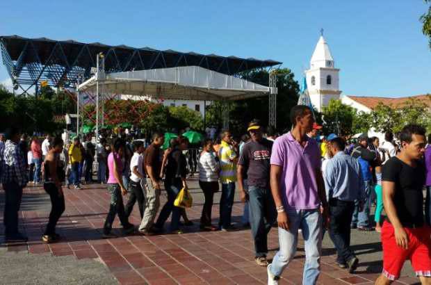 FOTOS ALEX HEREIRA - Las Autoridades de Valledupar decretaron cuatro días de luto por la muerte de Diomedes Díaz, el Cacique de la Junta.