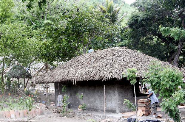 Donaldo Zuluaga - En el municipio de Dabeiba se construye una r&#233;plica de la vivienda donde vivi&#243; la Madre Laura.