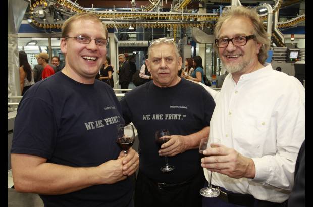 Edwin Bustamante Restrepo - Los alemanes Frank Steinel, Grande Cruz, Joset Dinser integraron el equipo que al frente del proceso de montaje de la Manroland.