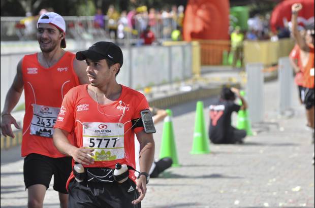 Esteban Jaramillo y Sebasti&#225;n Salazar - M&#225;s de 10 mil competidores se dieron cita en esta hist&#243;rica cita deportiva que se corr&#237;a en las modalidades de 5, 10, 21 y 42 kil&#243;metros.