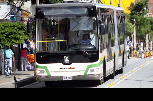 Manuel Saldarriaga - Metropl&#250;s s&#243;lo opera con tarjeta C&#237;vica, que se obtiene sin costo alguno en cualquier Punto de Atenci&#243;n al Cliente -PAC- de las estaciones del metro: San Javier, San Antonio, Niqu&#237;a o Itag&#252;&#237;.