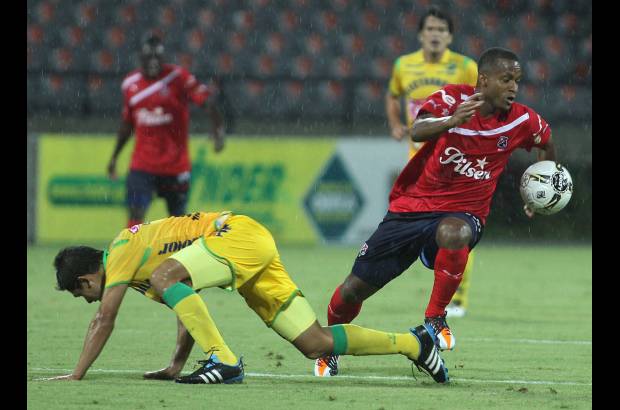 Róbinson Sáenz - Medellín conserva la esperanza matemática de clasificar a las finales de la Liga Postobón II.