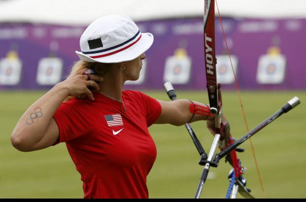 Reuters - No importa la nacionalidad, todos contagiados con la fiesta del deporte internacional.