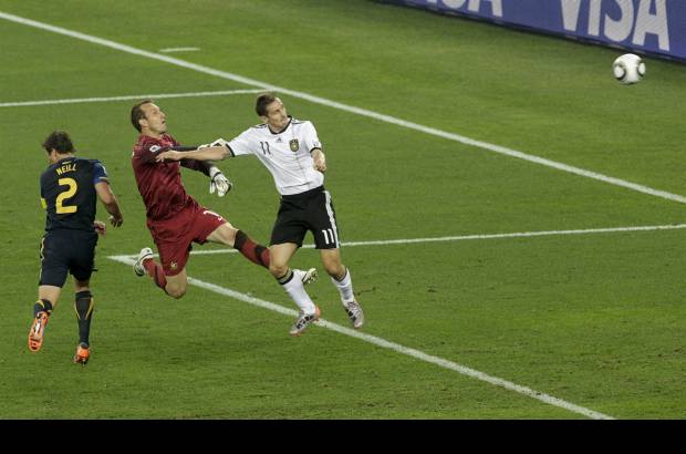 Reuters - La acci&#243;n del gol de Klose.