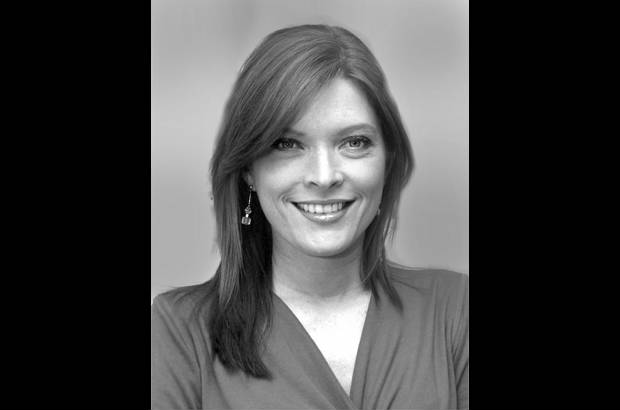 Marcela Baena - Periodista - &quot;En el a&#241;o en el que naci&#243; EL COLOMBIANO, tambi&#233;n se fund&#243; la librer&#237;a de mi abuelo, La pluma de oro, as&#237; que ambos celebran el mismo tiempo de haberse edificado. Ahora, siendo grande, autom&#225;ticamente prendo el computador y abro el peri&#243;dico para estar informada de todo lo que pasa, le tengo mucho cari&#241;o&quot;.