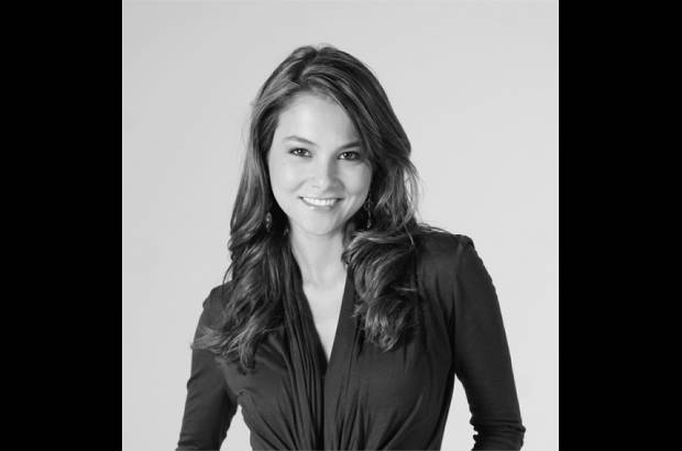Catalina G&#243;mez - Periodista y presentadora de Caracol - &quot;Cuando estaba chiquita, yo no ve&#237;a la hora de que EL COLOMBIANO llegara el mi&#233;rcoles a mi casa. Cuando entr&#233; a la universidad, hizo parte activa de mi carrera porque los ex&#225;menes los hac&#237;amos con el diario. Como paisa, estando viviendo en otra parte o no, sigue siendo parte de la identidad de todos&quot;.