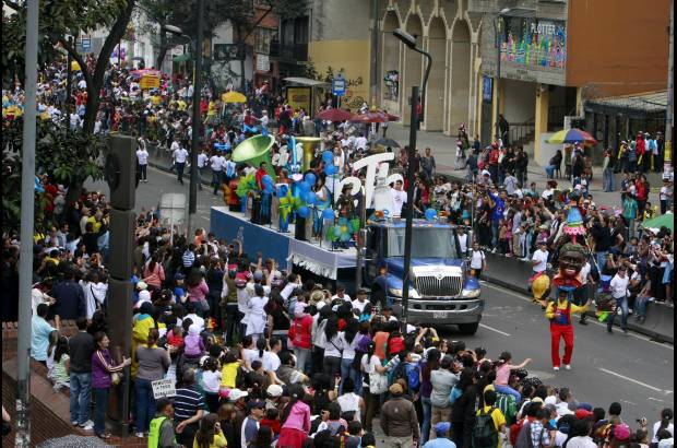 Colprensa - A la movilizaci&#243;n se sumaron los personajes de la producci&#243;n �Germ&#225;n es el man&#39; y de �El secretario&#39;, la novela m&#225;s reciente del canal Caracol. Este a&#241;o tampoco falt&#243; do&#241;a Nidia, un personaje inolvidable para aquellos que vieron Pedro el escamoso.
