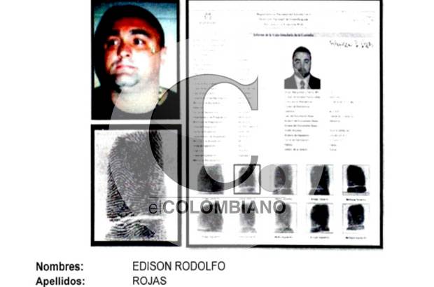 Cortes&#237;a - Las huellas dactilares confirman la identidad del capturado.