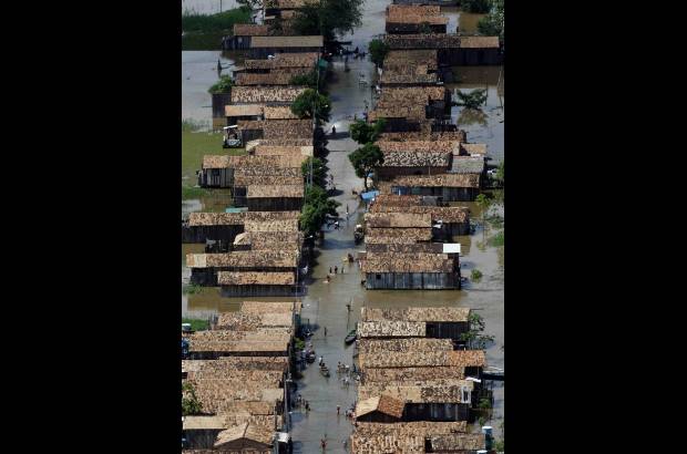 Reuters - Aunque fall&#243; la infraestructura brasile&#241;a, la naturaleza complet&#243; la tragedia en varias poblaciones, sobre todo en las del estado de R&#237;o de Janeiro.