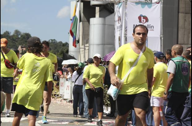 Esteban Jaramillo y Sebastián Salazar - Más de 10 mil competidores se dieron cita en esta histórica cita deportiva que se corría en las modalidades de 5, 10, 21 y 42 kilómetros.