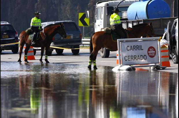 Christian Castillo, Colprensa - El general Rodolfo Palomino, comandante de Tr&#225;nsito y Transporte de la Polic&#237;a, sobrevol&#243; la sabana de Bogot&#225; y se&#241;al&#243; que hay dificultades entre Cajic&#225; y Hato Grande, Suba y Cota y entre Ch&#237;a y la Autopista Norte pasando por Guaymaral.