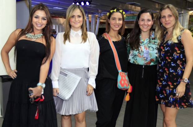 Fotos Manuel saldarriaga - Isabel Salazar, Cristina Ramos, Viviana Vel&#225;squez, Andrea Gonz&#225;lez y Laura Escobar.