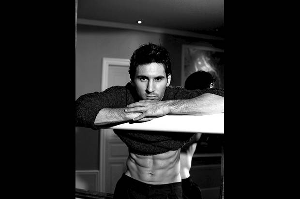 Dolce&Gabbana - Los afamados dise&#241;adores afirman que est&#225;n muy felices de vincular el nombre de la marca al de un gran campe&#243;n como Leo Messi.