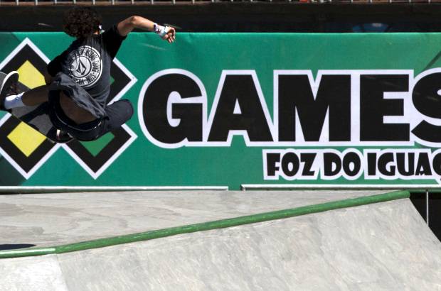 - El atleta antioque&#241;o de 21 a&#241;os fue nombrado en diciembre de 2012 como el skater of the year por la revista Thrasher, la m&#225;s importante de ese deporte en Estados Unidos.