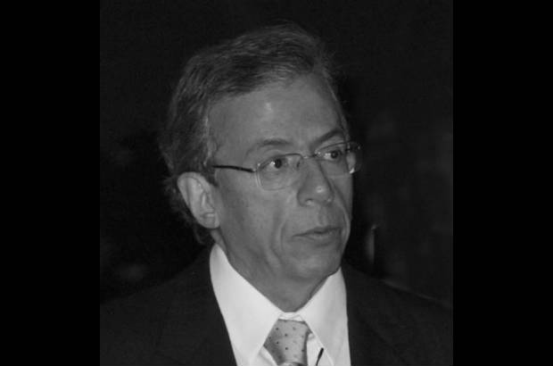 Alejandro Figueroa - Presidente del Banco de Bogot&#225; - &quot;Durante sus 100 a&#241;os de vida EL COLOMBIANO ha sido un adalid de la democracia en Colombia. Mis felicitaciones a do&#241;a Ana Mercedes G&#243;mez Mart&#237;nez, quien por 23 a&#241;os ha defendido desde sus columnas editoriales los valores fundamentales de nuestra naci&#243;n. Como antioque&#241;o me enorgullece celebrar esta edici&#243;n&quot;.