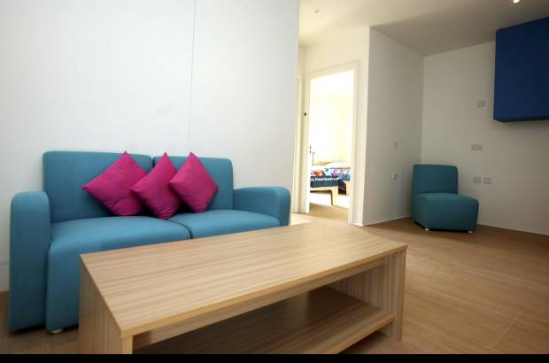 Reuters - Tras las Justas Ol&#237;mpicas, 675 apartamentos se pondr&#225;n a la venta. Sin embargo, los compradores tendr&#225;n que hacer una peque&#241;a reforma, ya que no cuentan con cocina.