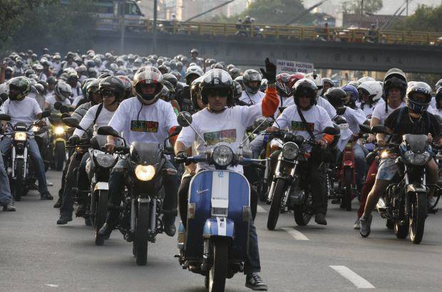 Julio César Herrera - La manifestación que transcurrió con normalidad, contó con la participación de un gran número de motociclistas.