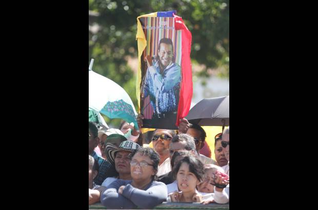 Alex Andr&#233;s Hereira - El f&#233;retro de Diomedes D&#237;az fue ovacionado a su paso por las principales v&#237;as de Valledupar.