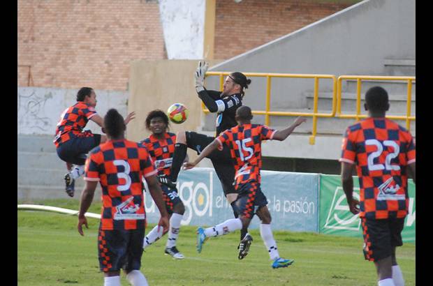 COLPRENSA - Chic&#243; 3 - 0 Tolima