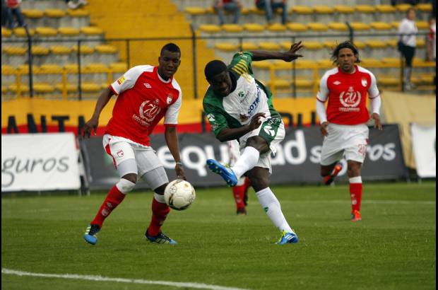 Colprensa - Equidad venci&#243; por 2-1 a Santa Fe en Techo.