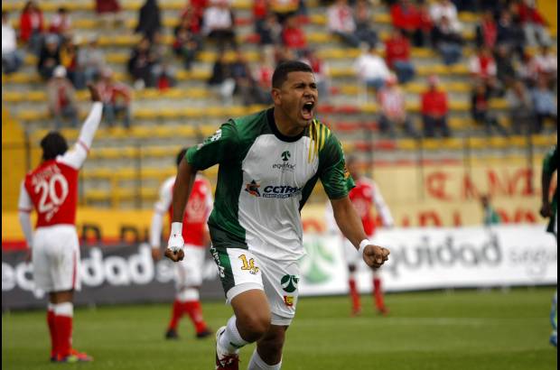 Colprensa - Equidad venci&#243; por 2-1 a Santa Fe en Techo.