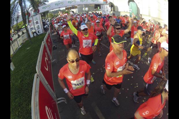 Esteban Jaramillo y Sebastián Salazar - Más de 10 mil competidores se dieron cita en esta histórica cita deportiva que se corría en las modalidades de 5, 10, 21 y 42 kilómetros.