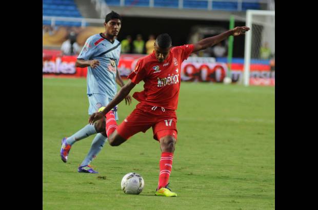 Colprensa - América no levanta cabeza y sigue en el sótano. Perdió con Atlético Junior como local 1-0.