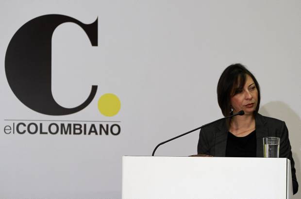 Róbinson Sáenz - El debate fue moderado por la directora del periódico El Colombiano, Martha Ortiz.