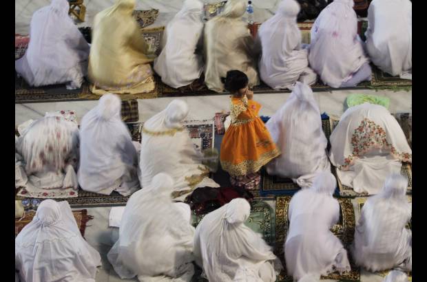 Reuters - El carácter sagrado de Ramadán, el noveno mes del calendario islámico, se debe a que fue en este mes cuando, según la tradición, el profeta Mahoma recibió la revelación del Corán.