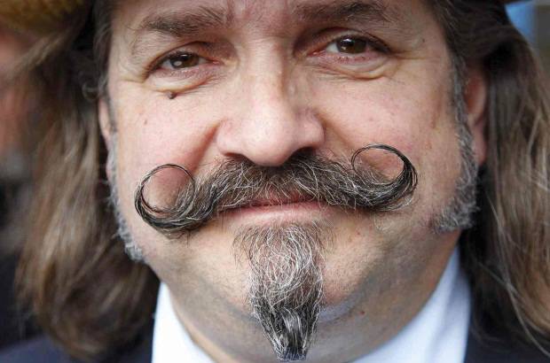 Reuters - Bruselas es la ciudad escogida para hacer el singular concurso de bigotes.
