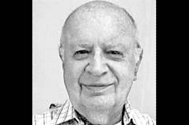 Gabriel Poveda Ramos - Ingeniero y matem&#225;tico - &quot;Yo soy seguramente el lector m&#225;s antiguo del peri&#243;dico, porque lo conoc&#237; en agosto de 1938, cuando ten&#237;a siete a&#241;os de edad (hace 74 a&#241;os), al llegar a vivir en Bogot&#225; en casa de una parienta llamada Margarita San&#237;n Herr&#225;n, nacida en Rionegro y liberal fervorosa, pero que todos los d&#237;as recib&#237;a el peri&#243;dico&quot;.
