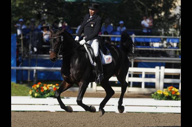 Reuters - Los animales tambi&#233;n hacen parte de las justas, en ecuestre los caballos y sus jinetes son los protagonistas.