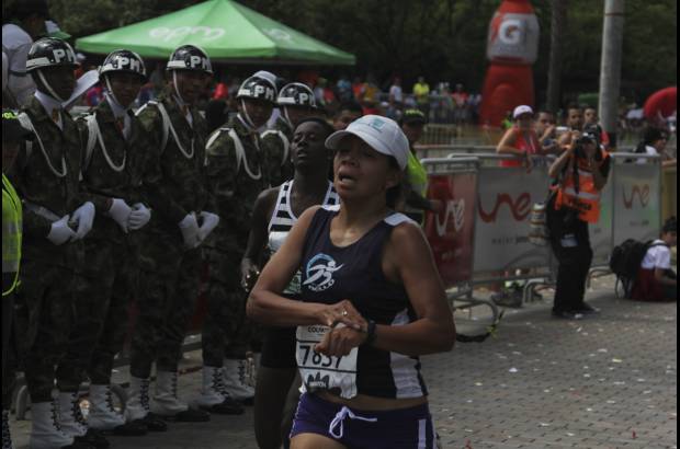 Esteban Jaramillo y Sebastián Salazar - Más de 10 mil competidores se dieron cita en esta histórica cita deportiva que se corría en las modalidades de 5, 10, 21 y 42 kilómetros.
