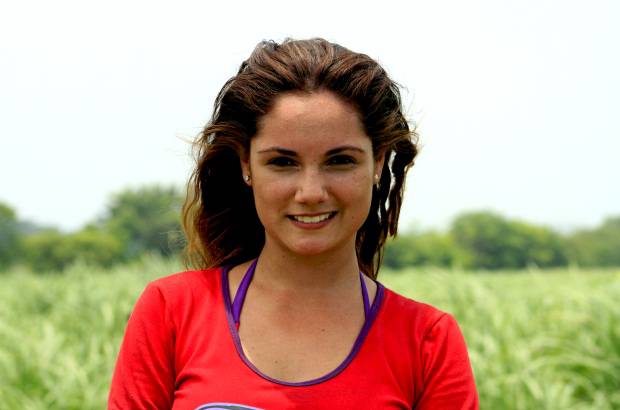 Cortes&#237;a Canal Caracol - SILVIA VANESSA BECERRA: Tiene 24 a&#241;os y alterna estudios de ingenier&#237;a industrial con su labor como presentadora del Canal Regional del Oriente. En el 2009, fue la se&#241;orita Santander en el Reinado Nacional de la Belleza. Considera la disciplina como su principal cualidad.