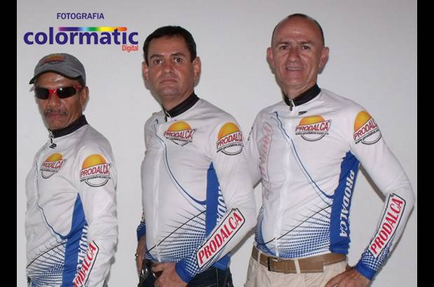 Cortes&#237;a - Rafael Jaramillo, N&#233;stor Gall&#243;n y Efr&#233;n P&#233;rez, de Prodalca.