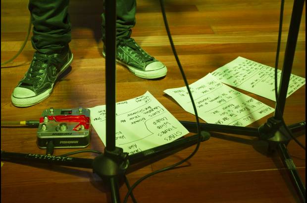 Fotos Edwin Bustamante Restrepo - Monte Pittman, el guitarrista de Madonna, se present&#243; en la noche del martes 27 de noviembre en Hard Rock Medell&#237;n. As&#237; estuvo la velada en im&#225;genes.