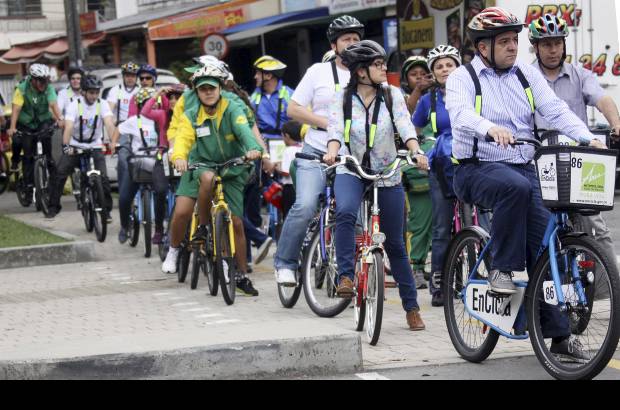 Julio C&#233;sar Herrera - Las bicicletas son para distancias que vayan entre 1 y 8 kil&#243;metros, por ello su pr&#233;stamo es solo de hasta una hora.