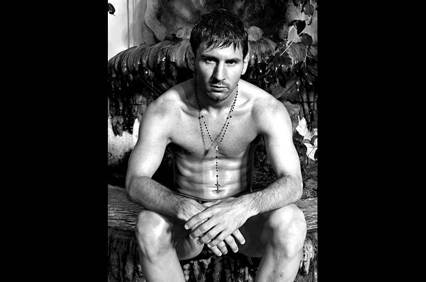 Dolce&Gabbana - El futbolista pos&#243; en varias fotograf&#237;as en ropa interior.