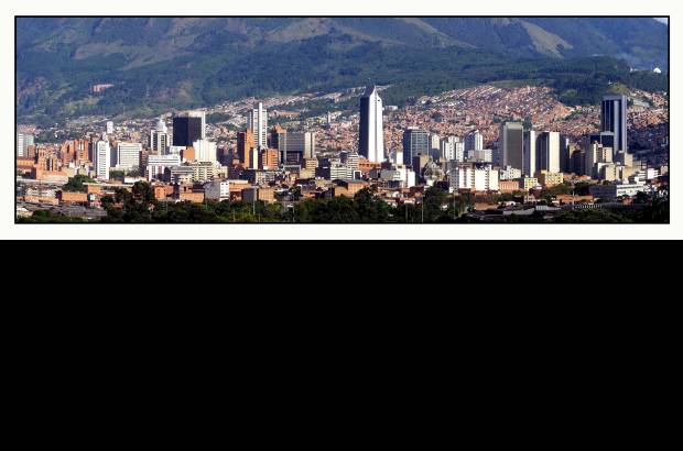 Henry Agudelo - El edificio Coltejer, en el centro de Medellín, es uno de los símbolos de la ciudad en Colombia y el mundo.