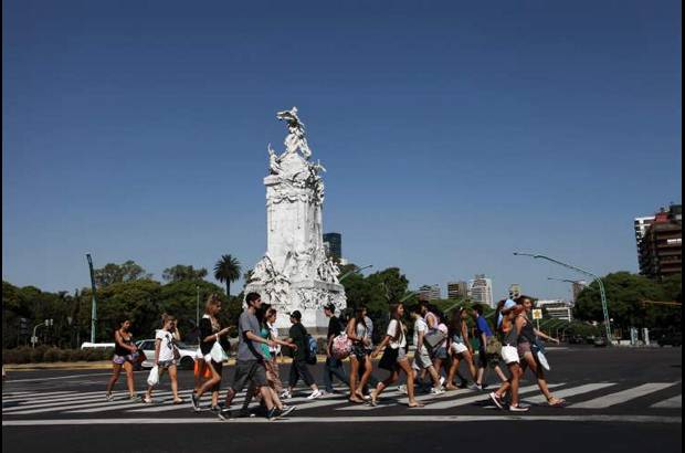 Diego Gonz&#225;lez - Buenos Aires es una deliciosa mezcla entre la historia y el vanguardismo.