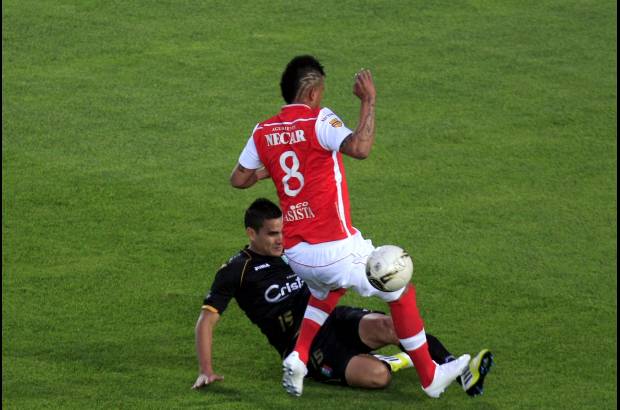 Colprensa - Santa Fe 2-Once Caldas 0.