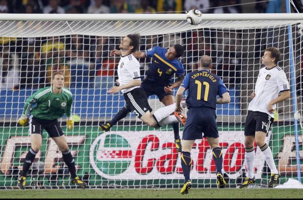 Reuters - Alemania no sinti&#243; la ausencia de Michael Ballack, quien qued&#243; afuera del mundial por una lesi&#243;n.