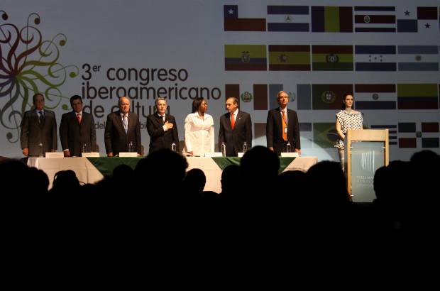 Hern&#225;n Venegas - Con la presencia del Presidente &#193;lvaro Uribe V&#233;lez fue inaugurado el Tercer Congreso Iberoamericano de Cultura.