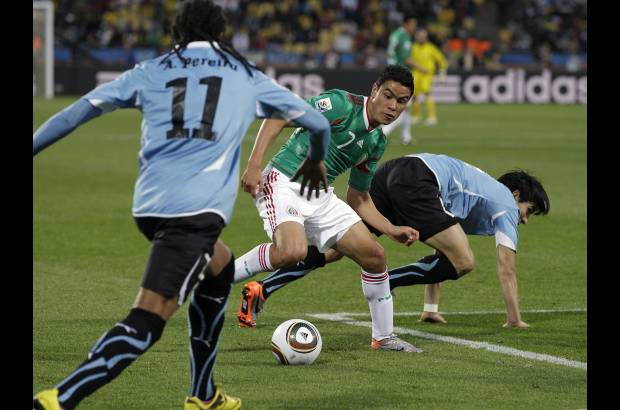 AP - M&#233;xico mostr&#243; una alarmante falta de ideas para dar vuelta el partido y careci&#243; de temple y tranquilidad para controlar una situaci&#243;n desfavorable y sobreponerse a ella. En la segunda parte, el arquero uruguayo Fernando Muslera casi no tuvo que intervenir.