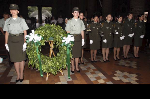 Manuel Saldarriaga - En la emotiva ceremonia, se record&#243; a los polic&#237;as muertos en combate y por la violencia, verdaderos h&#233;roes de la patria.