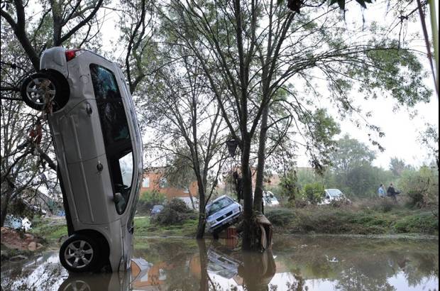 AFP - As&#237; de fuertes fueron las inundaciones en Grabels, Francia, cerca de Montpellier.